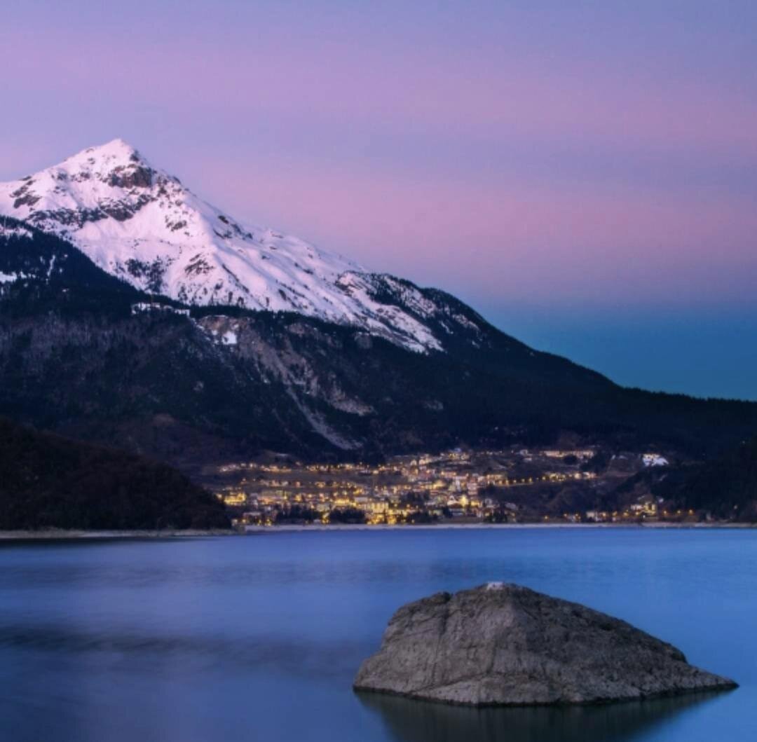 lago molveno in inverno