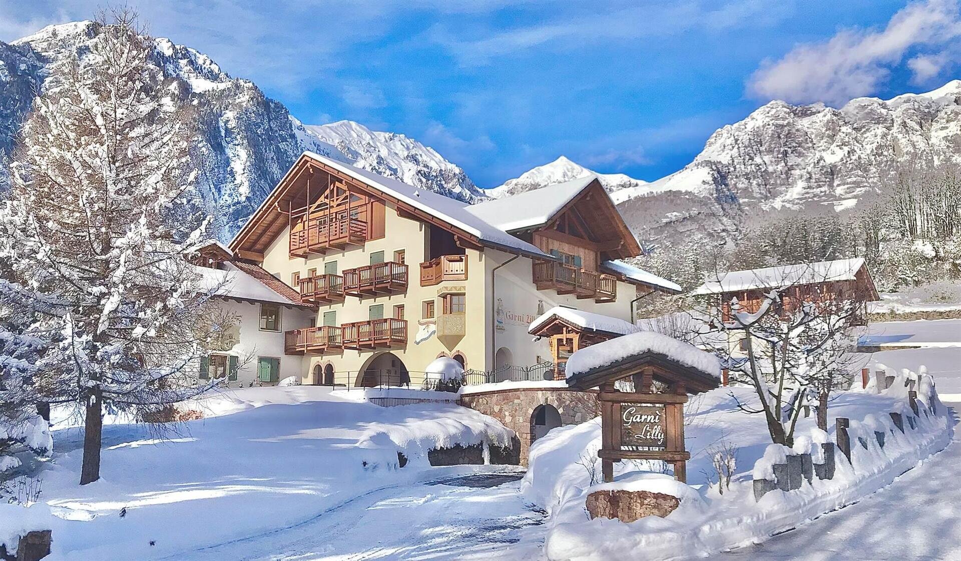 Garni_esterno_ inverno