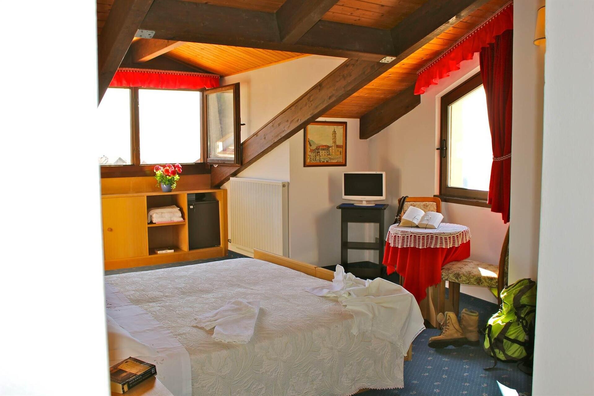 Camera matrimoniale vista valle