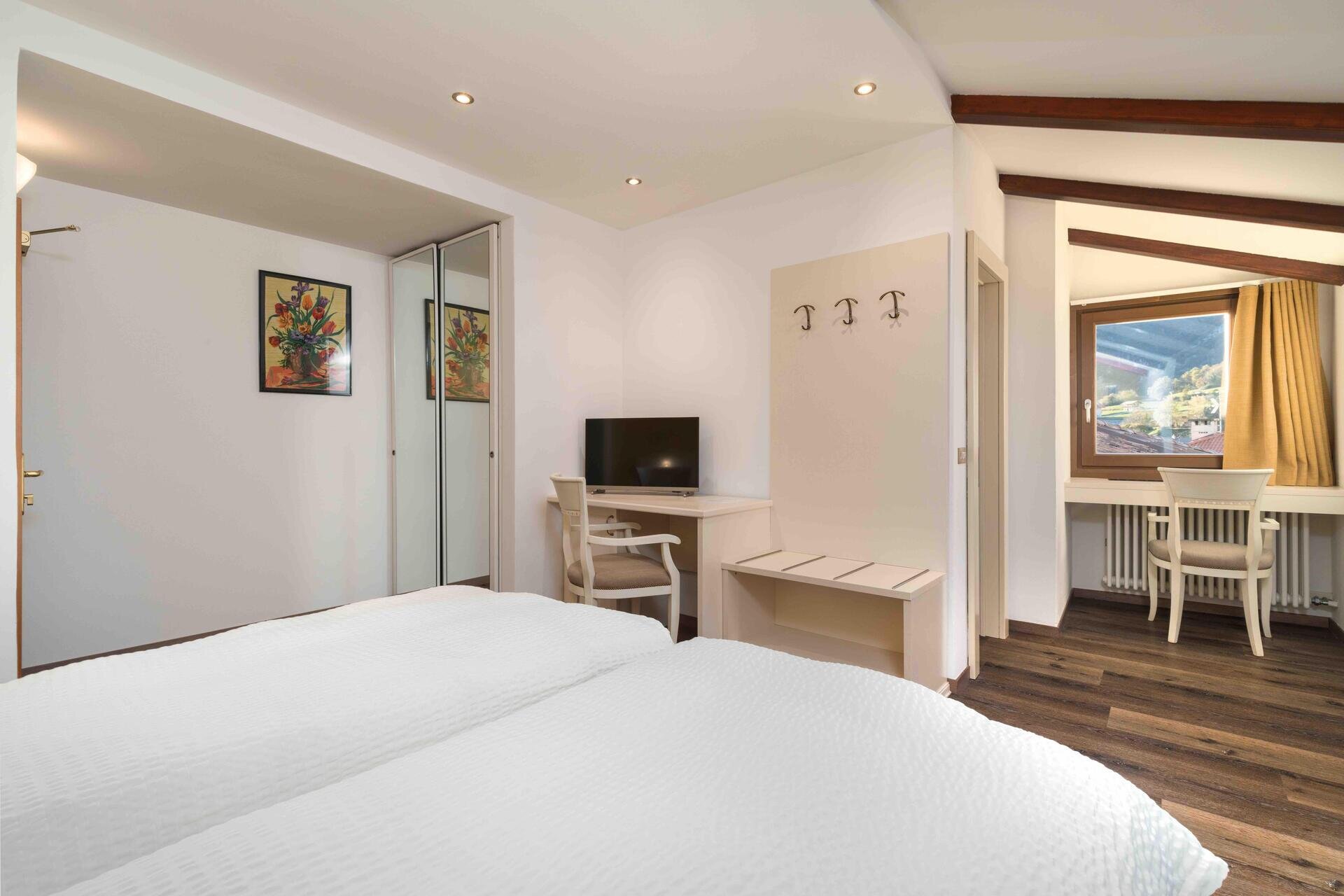 Images Trn 1 6ab45121 4f26 406e Ba63 2c21f52fa4e6 99 Image