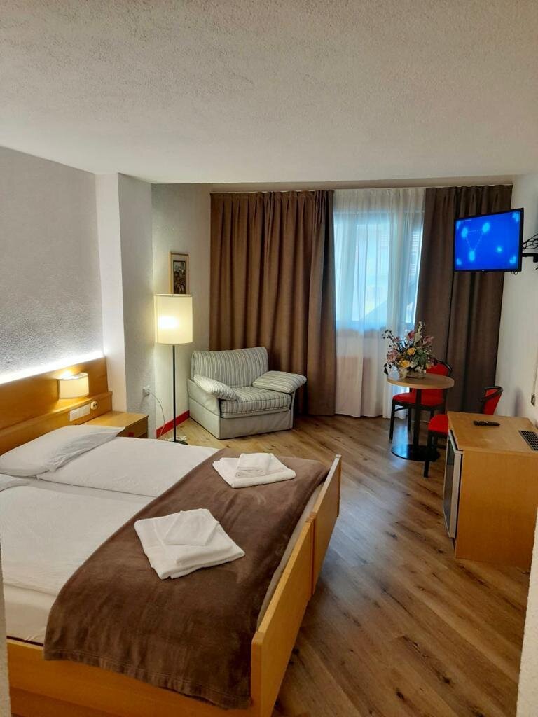 WhatsApp Image 2022-06-22 at 18.21.11 (1)