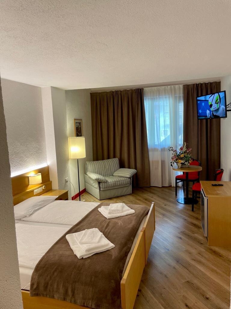 WhatsApp Image 2022-06-22 at 18.19.33 - Copia