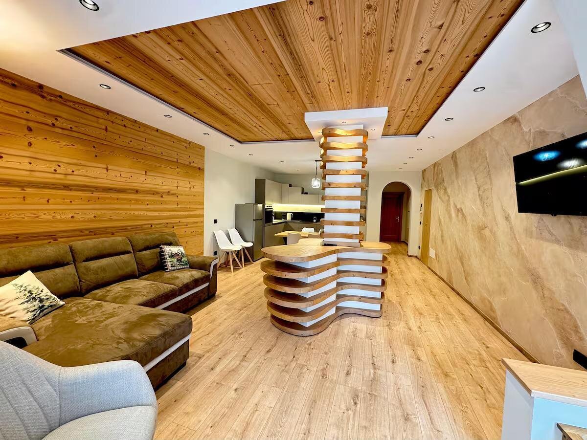 LA SLITTA - ALPINE FAMILY RETREAT