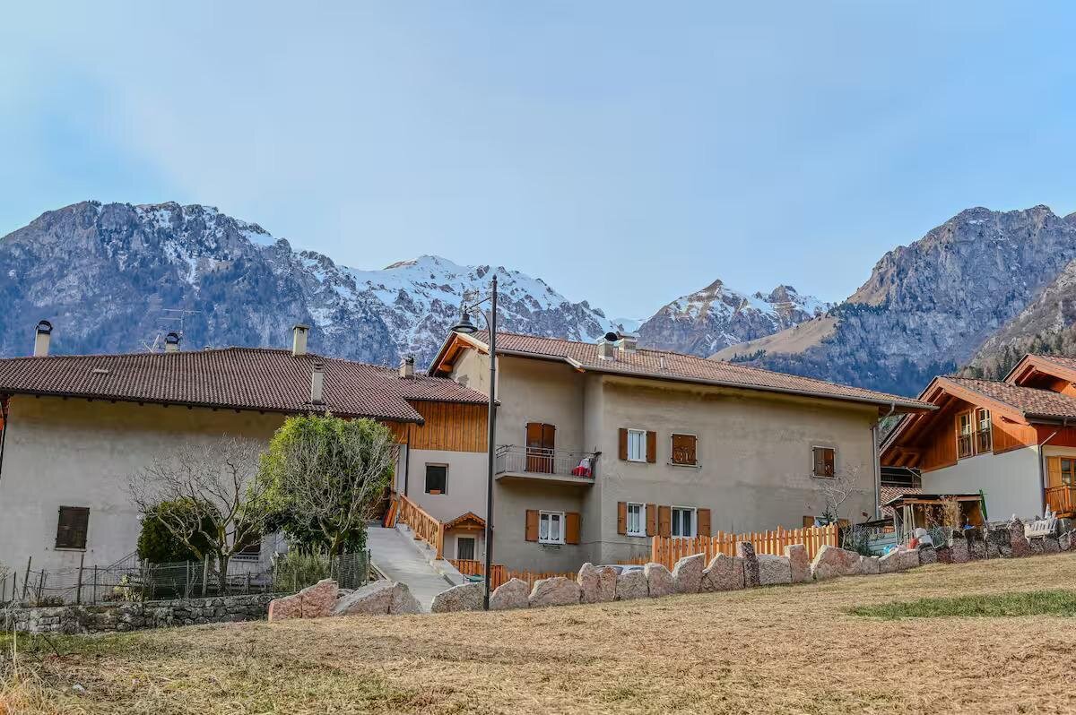 Images Trn 1 6f8699a1 A4df 4a22 9606 75584e0f1981 99 Image