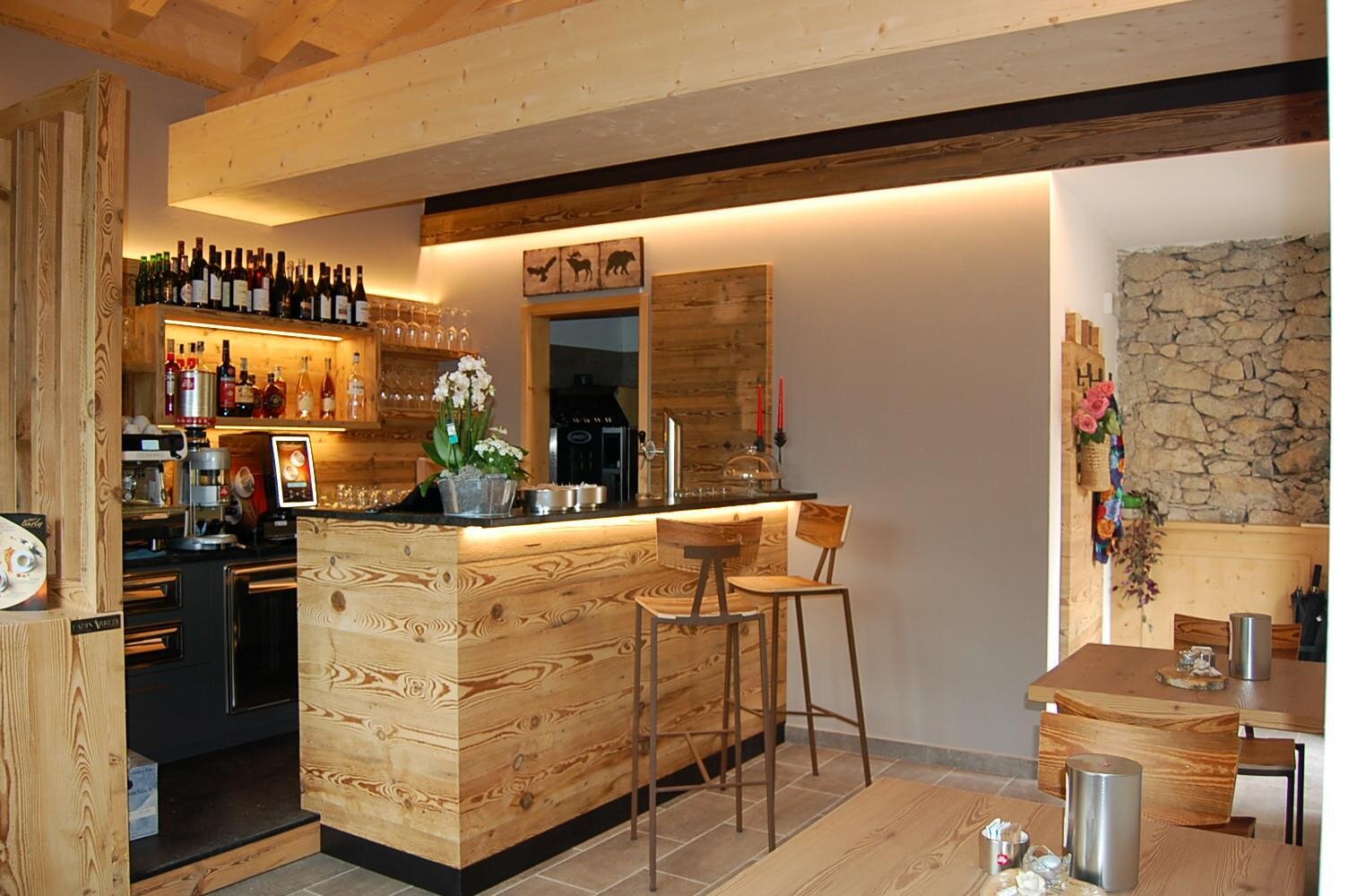 INTERNO BAR