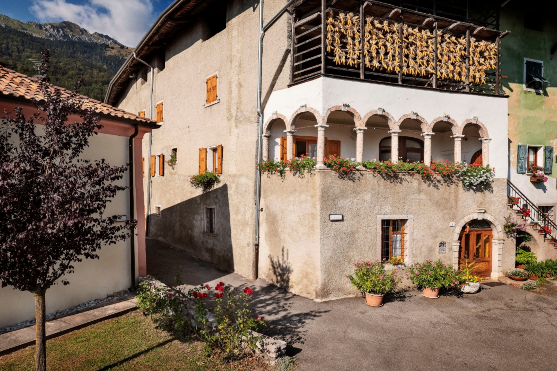 Visita al borgo di San Lorenzo in Banale con i Greeters