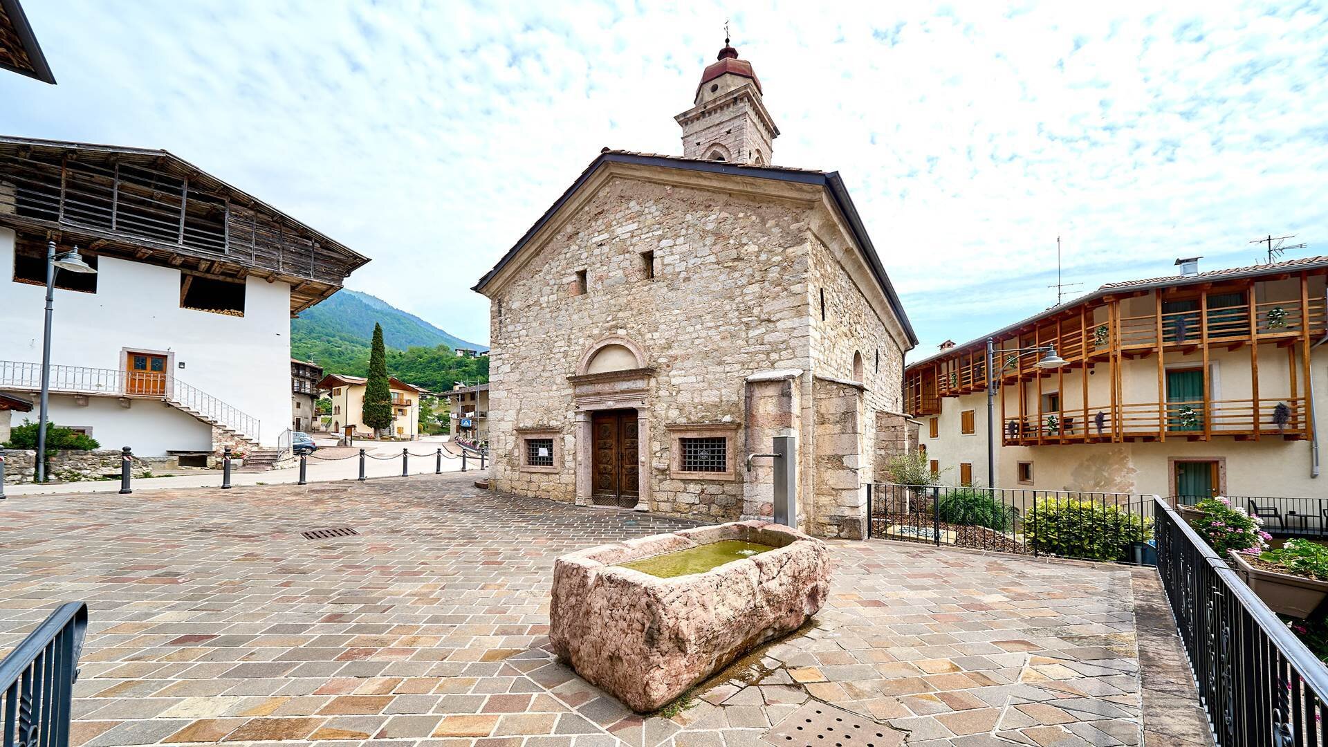 Content Dam Org 5 Images Full Rights Dolomiti Paganella Cultura Chiesa Di San Giorgio Chiesa Di San Giorgio Estate Dp Ph Paolo Bisti 3