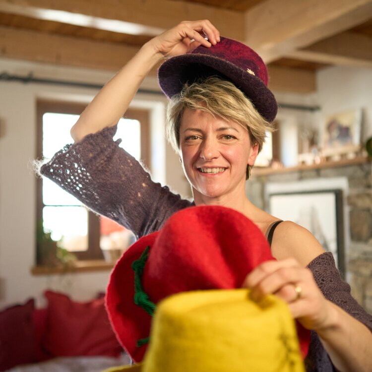 hallo, ich bin Ierta