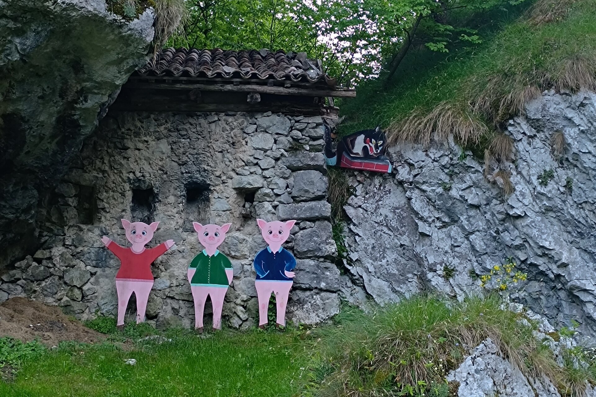 The Little Walkers' Trails in Nembia