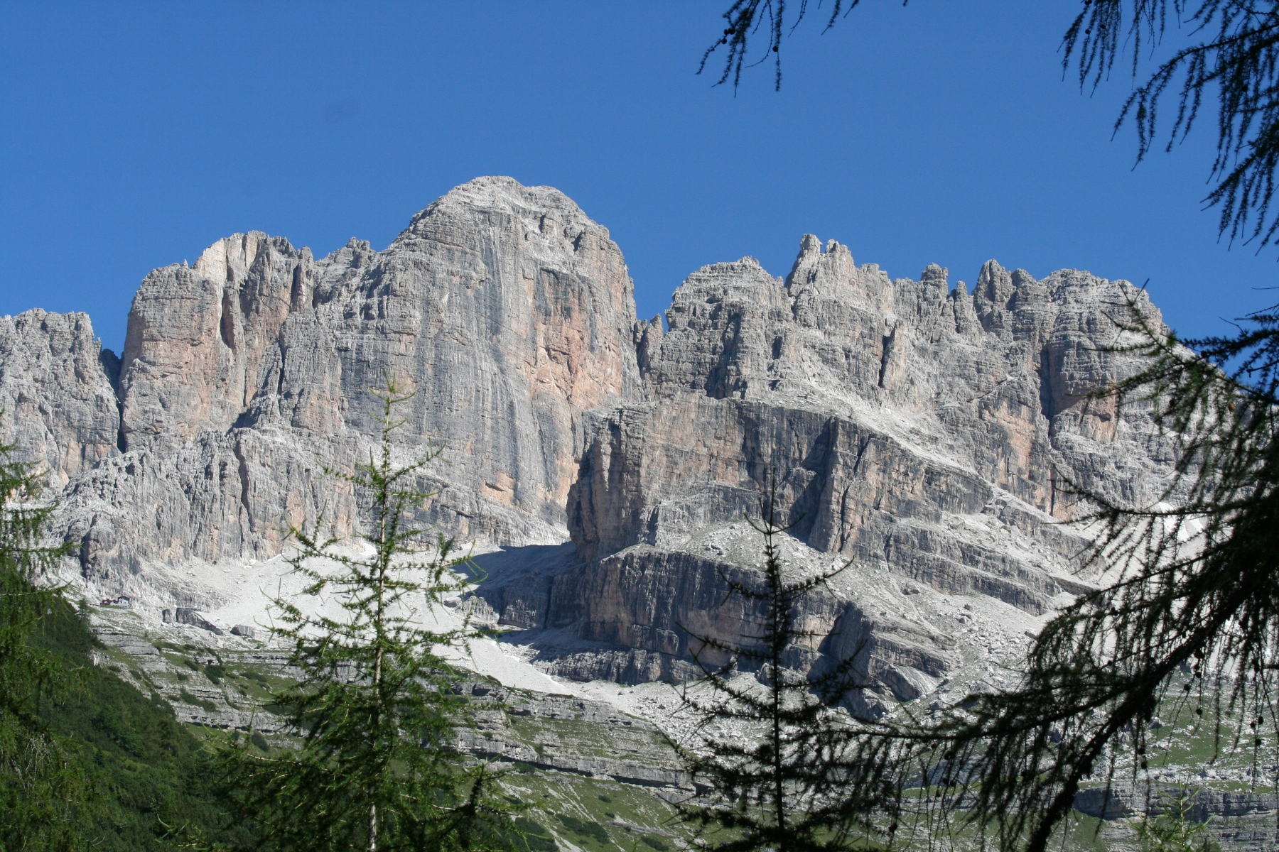 Val Ambiez Dolomiti Brenta Estate