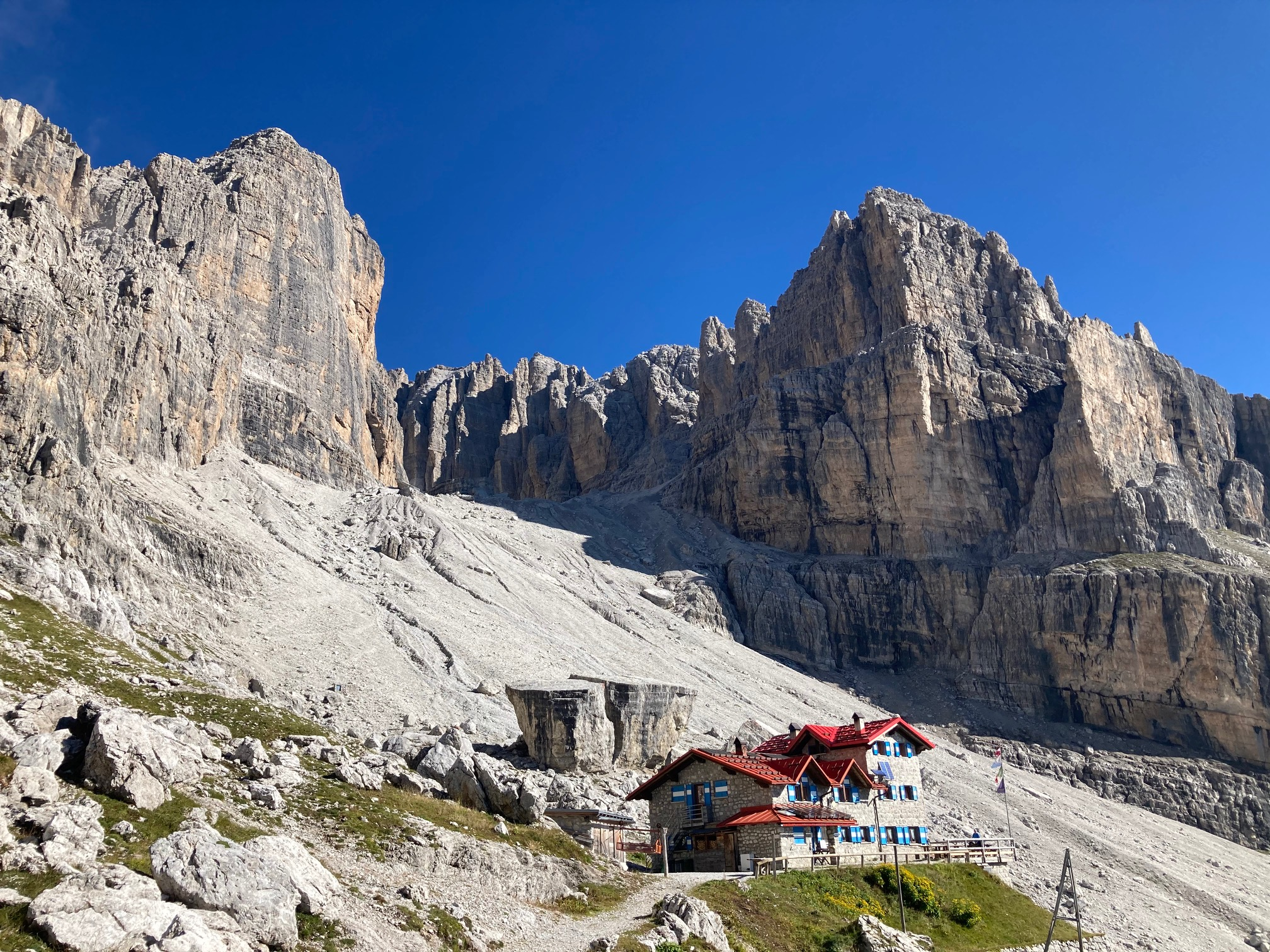Rifugio Agostini Dolomiti Di Brenta San Lorenzo Dorsino