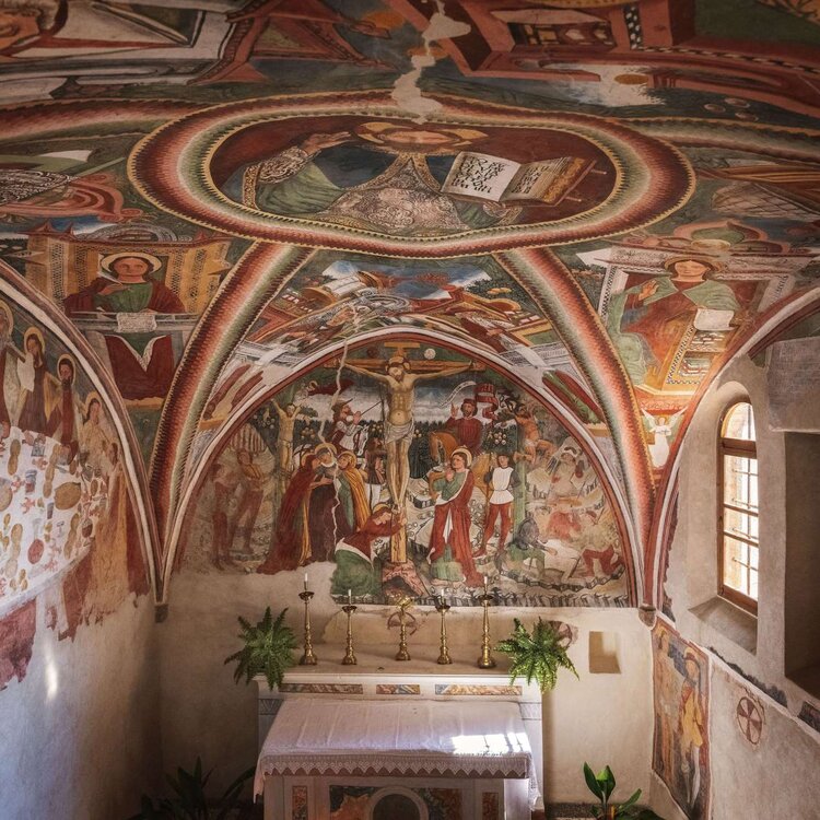 La affreschi dei pittori Baschenis.